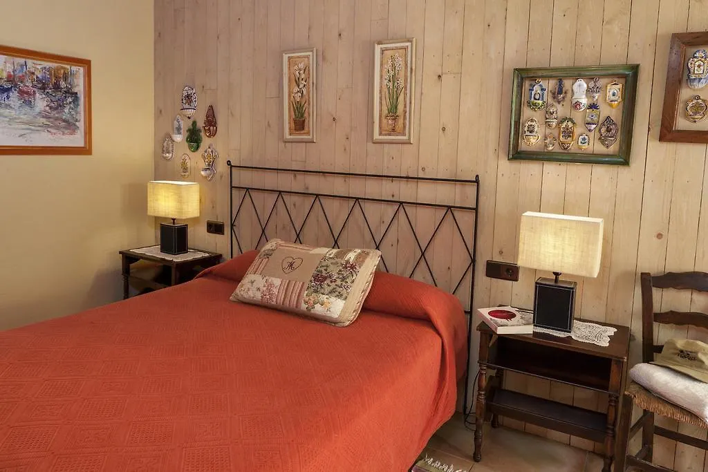 Casa Rural Can Coll Garriguella Country house